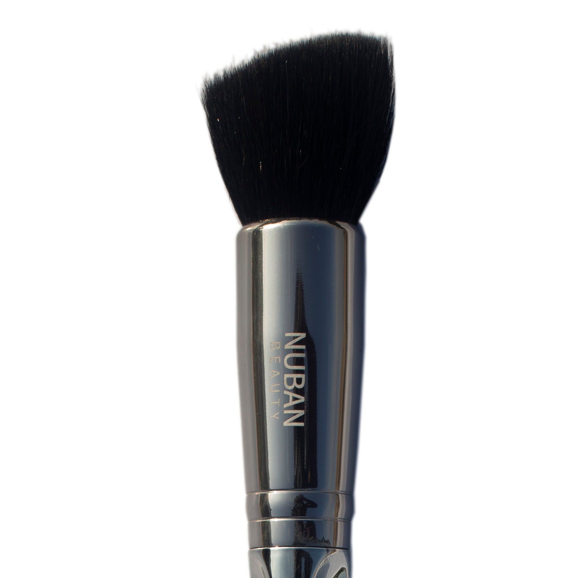 NF-15 FLAT ANGLED FOUNDATION BRUSH - Nuban Beauty