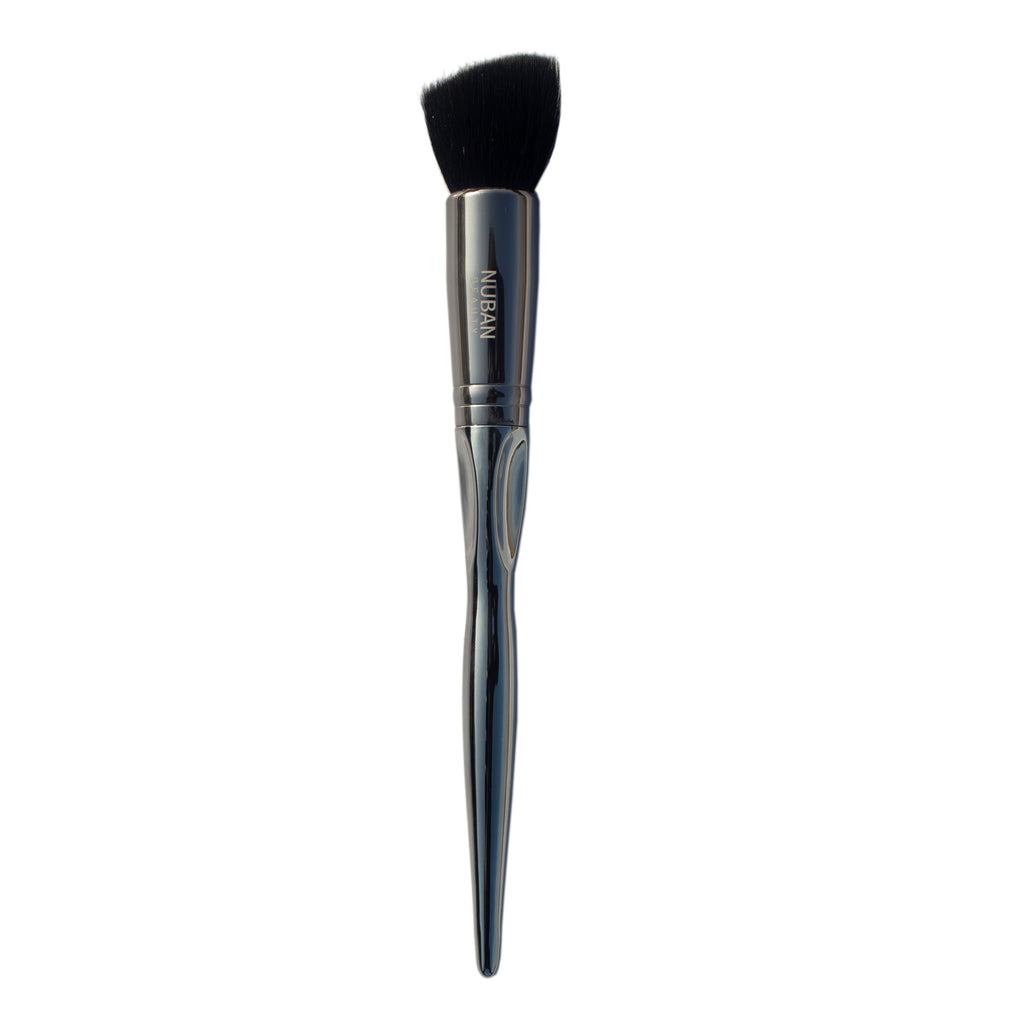 NF15 FLAT ANGLED FOUNDATION BRUSH Nuban Beauty